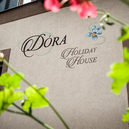 Dora Holiday House & Apartments Keszthely Exterior photo