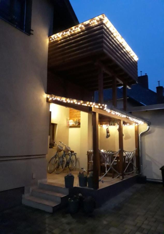 Apartment Dora Holiday House *