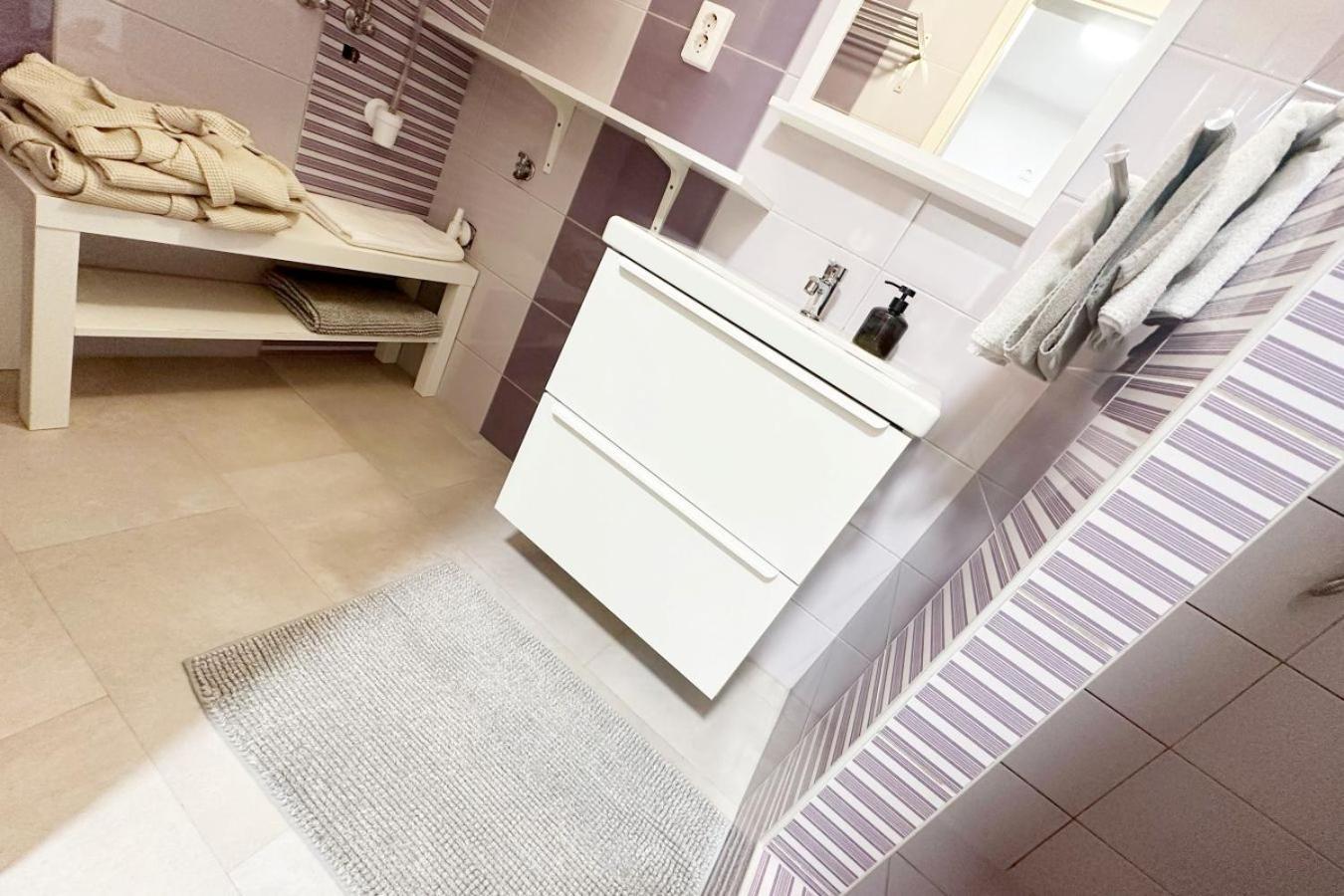 Dora House & Appartement Keszthely