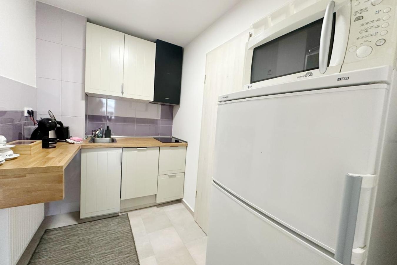 Dora House & Appartement