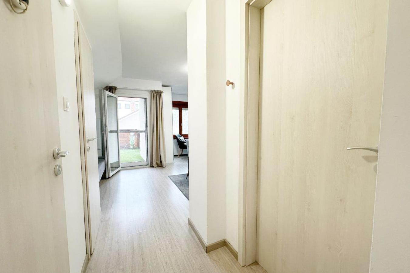 Appartement Dora House &